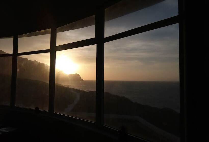 هتل Questel Bronq