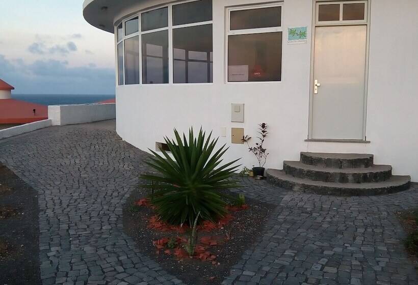 هتل Questel Bronq