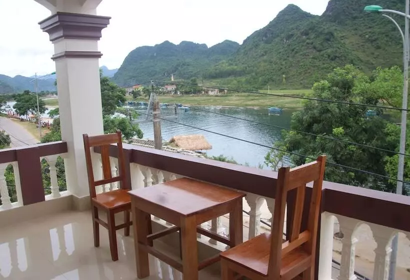 هتل Son Doong Riverside Homestay