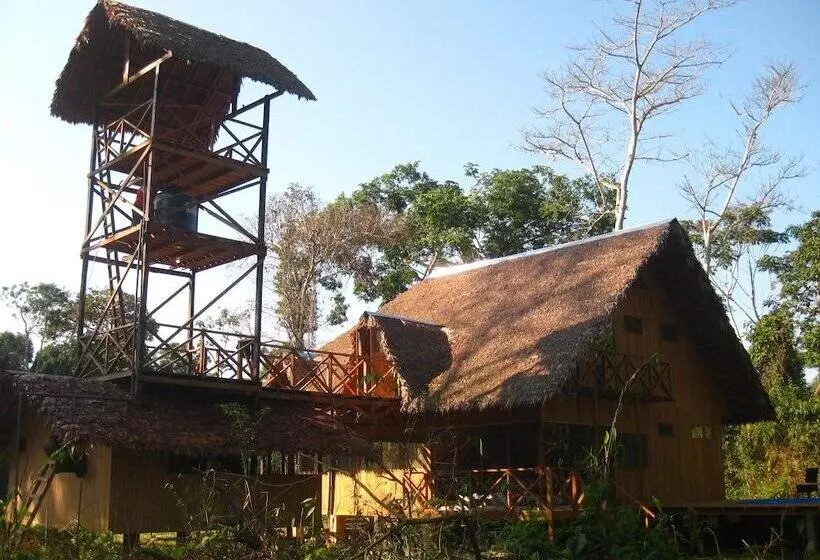 هتل Sunrise Of Tambopata