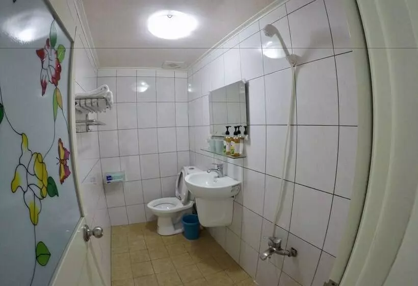 پانسیون Danke Hostel