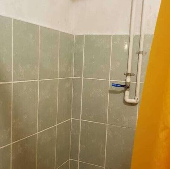 پانسیون Gucumatz Lakeside Inn