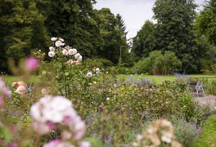 ペンション Gutshaus Gottin