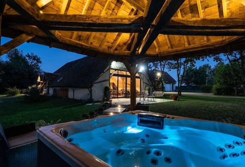 Pensiune La Grange De Léonie