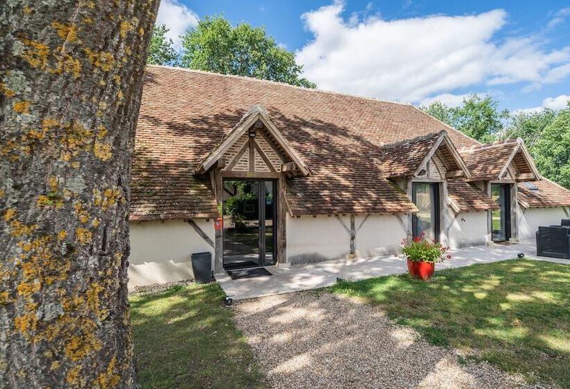 Pensiune La Grange De Léonie