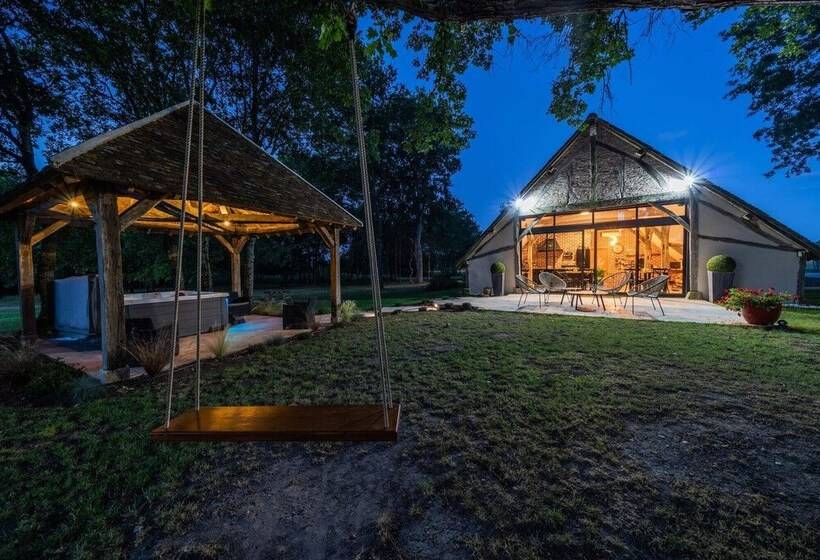 Pensiune La Grange De Léonie