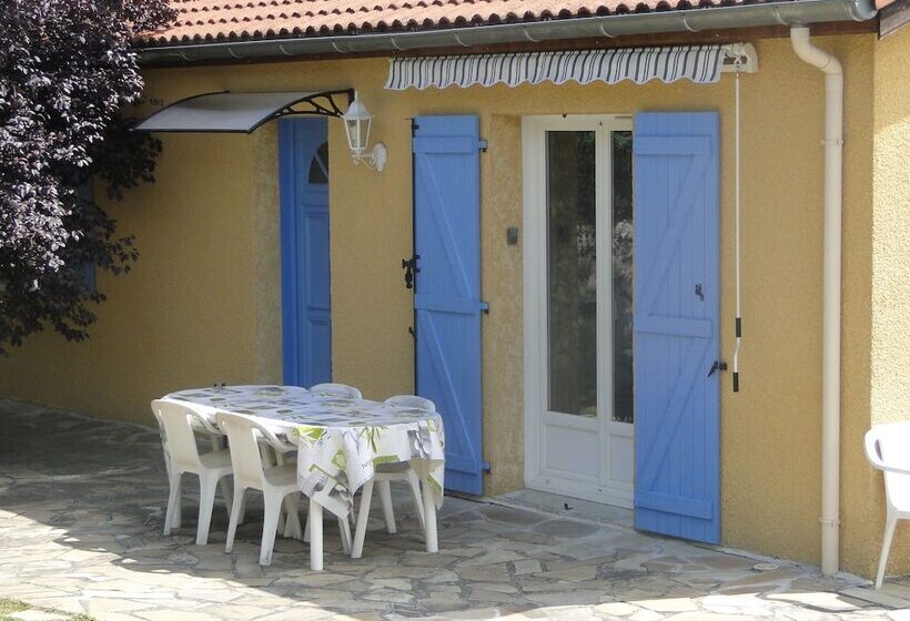 פנסיון La Maison Provençale