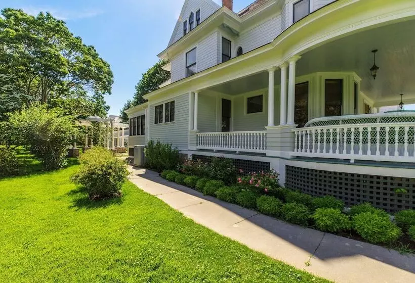 Majatalo Victorian Seasons Stirling