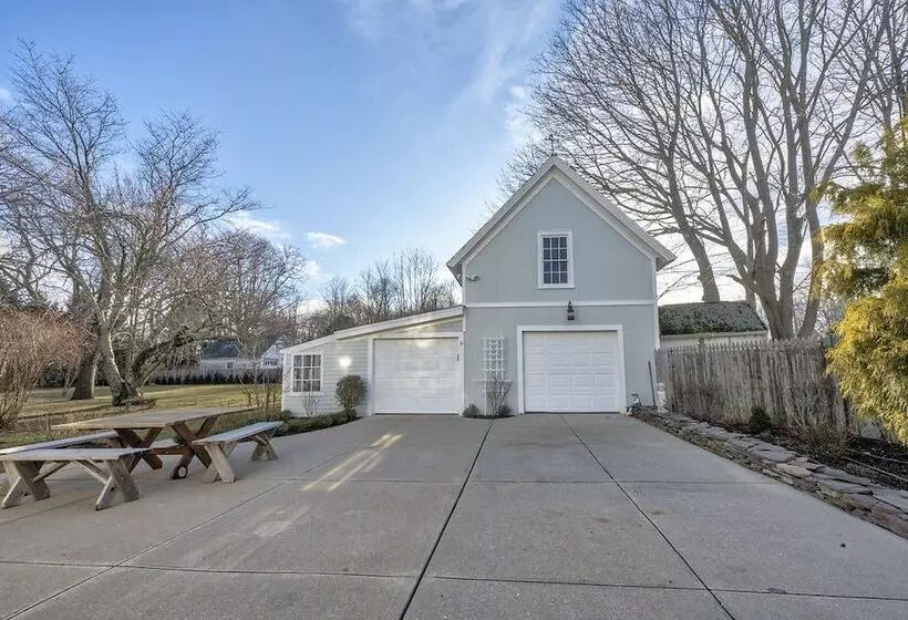 Majatalo Victorian Seasons Stirling