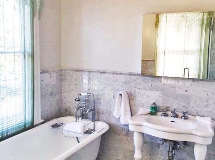 펜션 Victorian Seasons Stirling