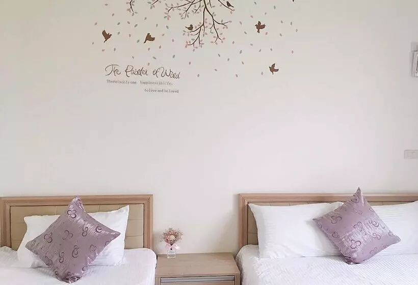 پانسیون White House