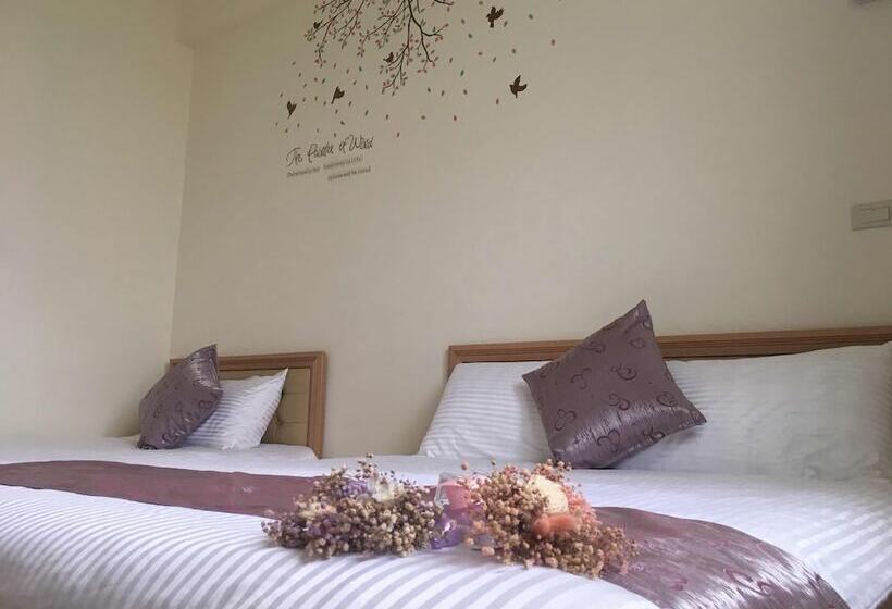 پانسیون White House