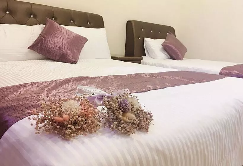 پانسیون White House