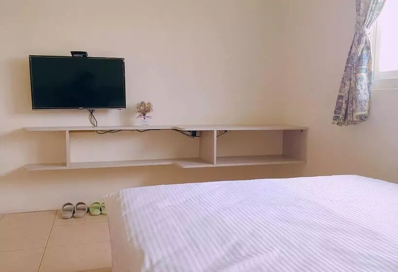 پانسیون White House