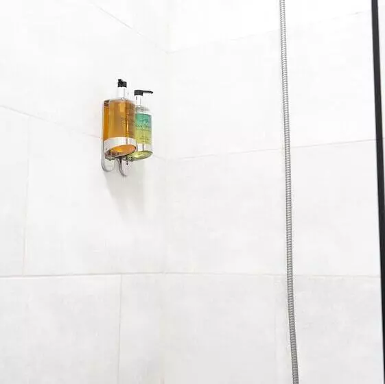 Residenssi Heathrow Ensuite Rooms