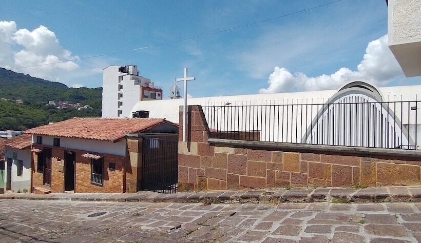 민박 San Gil Casa Colonial