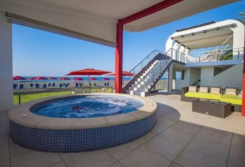 Casa Margarita Hotel And Paradise
