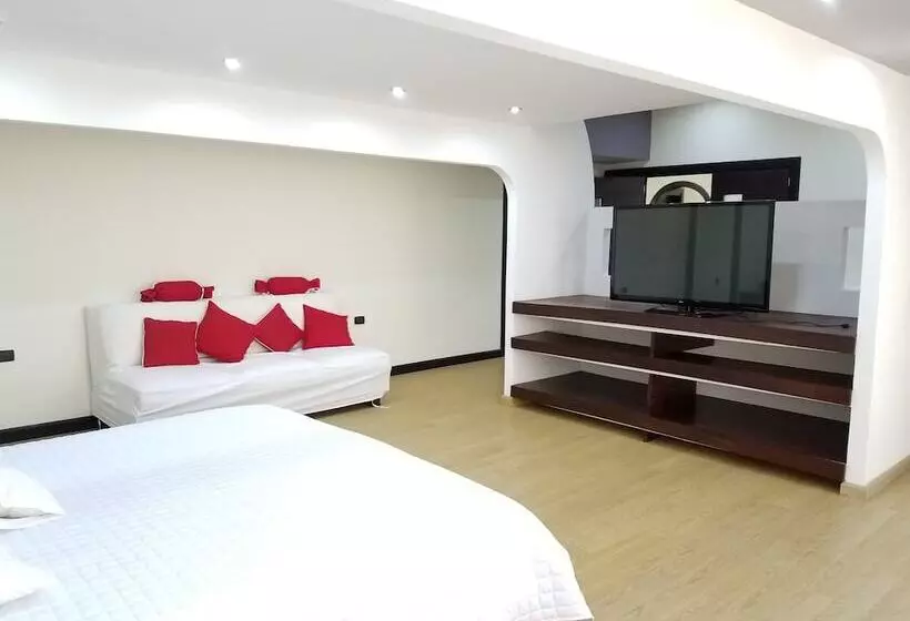 Casa Margarita Hotel And Paradise