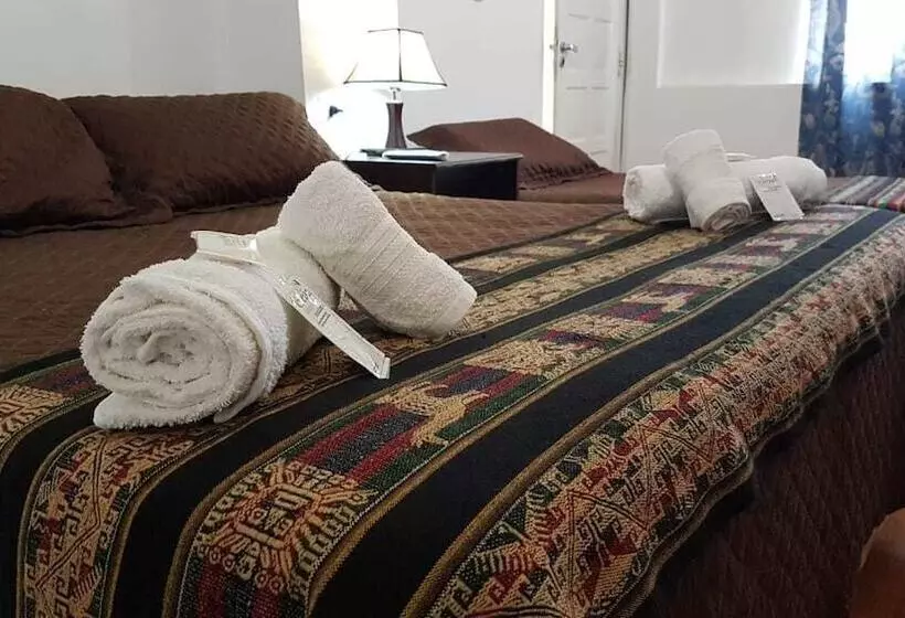 Hostal Casa Flores