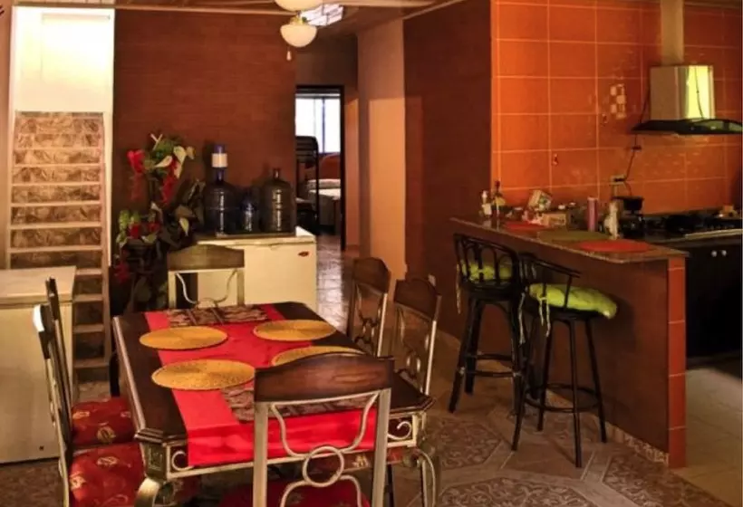 Hostal Casa Heart