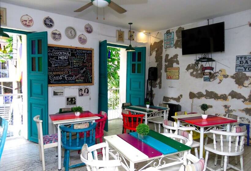 Hostal Pajara Pinta Hostel