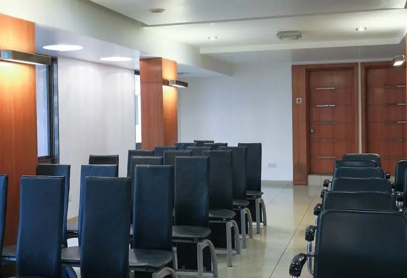 Otel Apple Inn