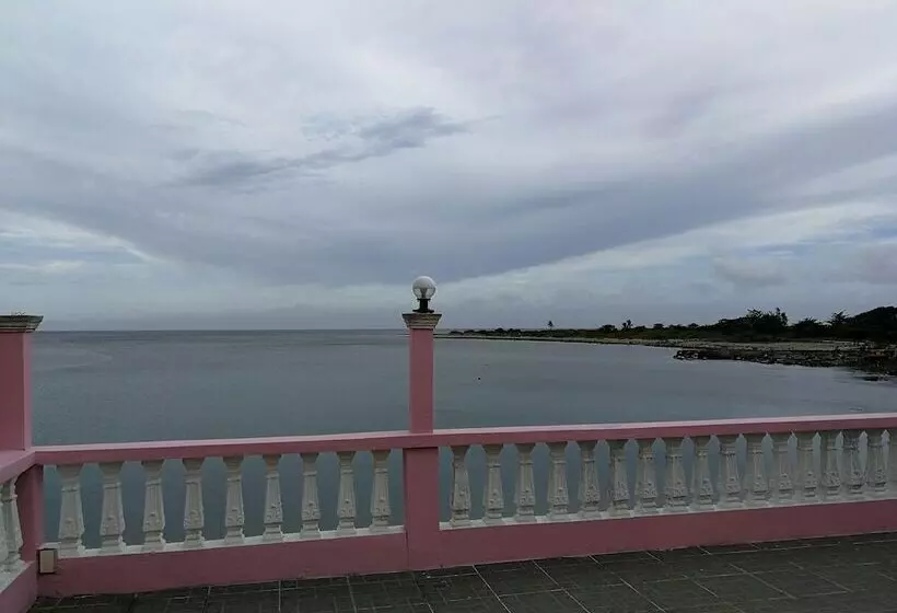 ホテル Beachview Pink Lodge