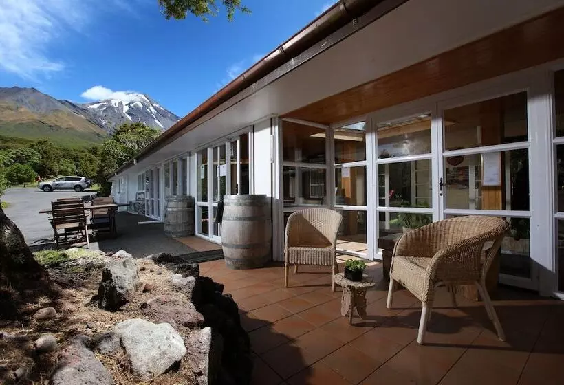 Hotelli Dawson Falls Mountain Lodge