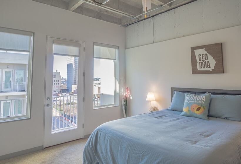 هتل Heaven On Midtown Fully Furnished Apts