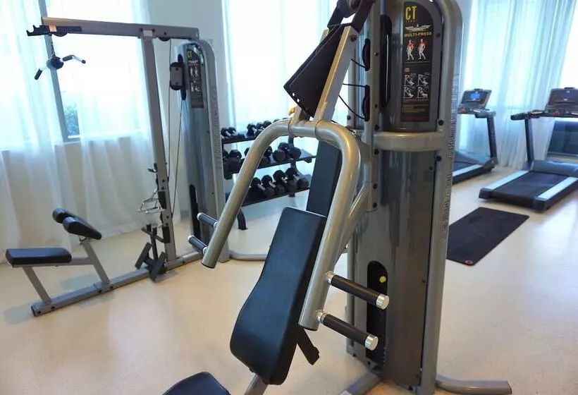 هتل Heaven On Midtown Fully Furnished Apts