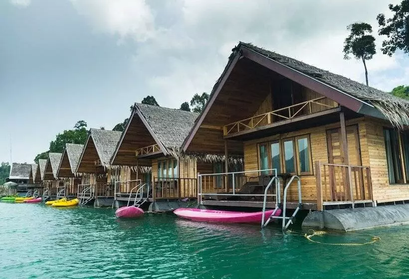 ホテル Keeree Tara Chiewlarn Resort