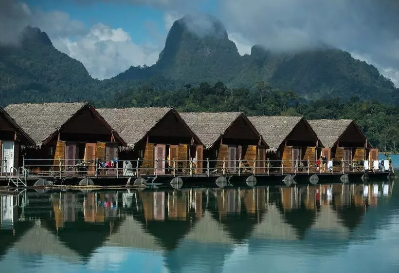 ホテル Keeree Tara Chiewlarn Resort