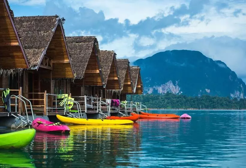 ホテル Keeree Tara Chiewlarn Resort