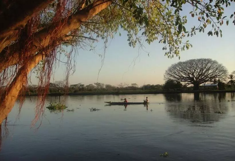 Hotelli La Casa Amarilla