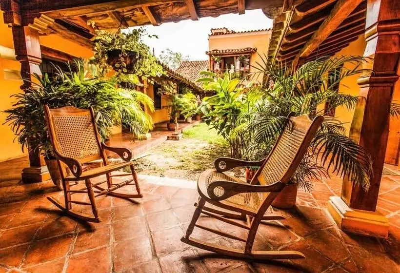 Hotelli La Casa Amarilla