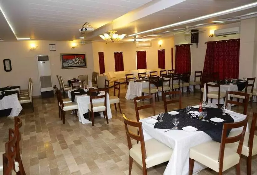 Midway Hotel & Resturant