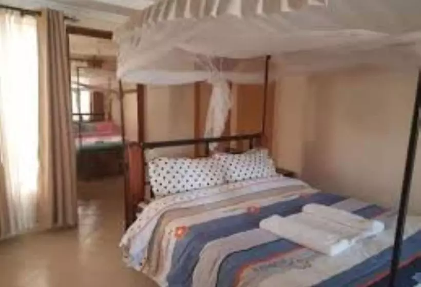 هتل Neptune Winds