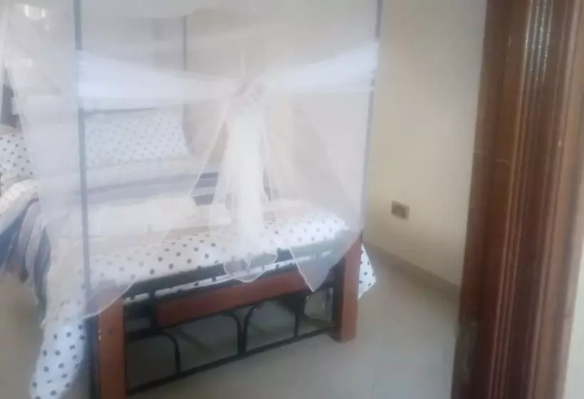 هتل Neptune Winds