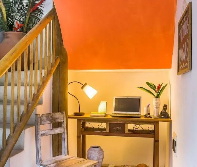 ホテル Pariri Suites