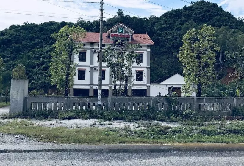 هتل Phong Nha Little Villa