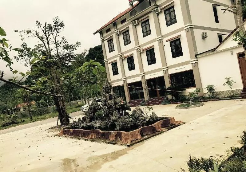 هتل Phong Nha Little Villa