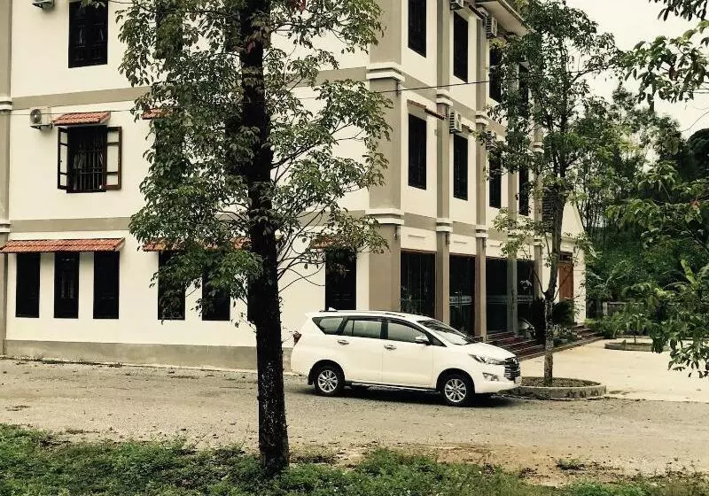 هتل Phong Nha Little Villa