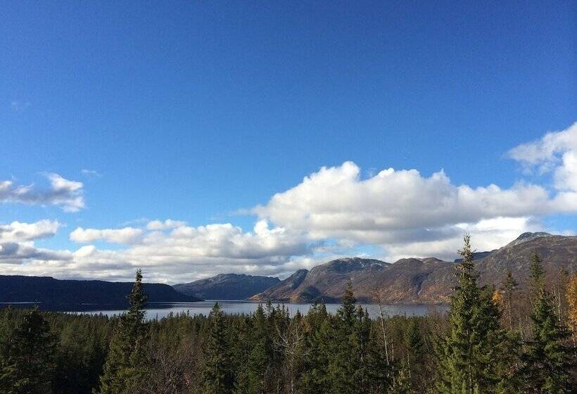 Hotel Raulandsakademiet Og Vandrerhjem