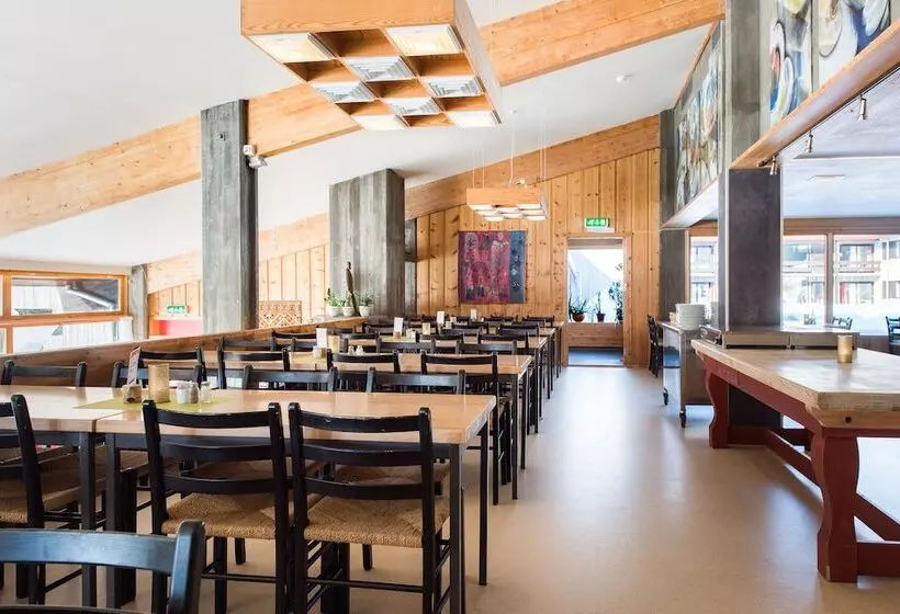 ホテル Raulandsakademiet Og Vandrerhjem