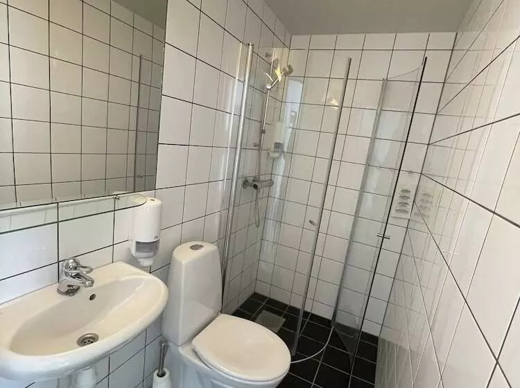 ホテル Raulandsakademiet Og Vandrerhjem