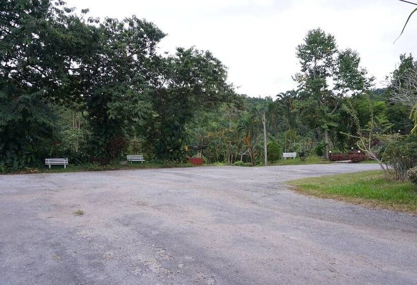 Отель Rungyen Resort