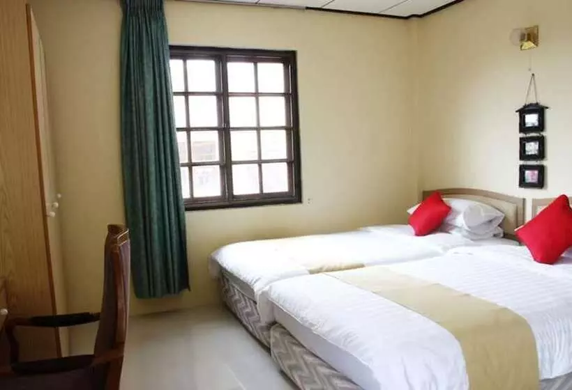 ホテル Rungyen Resort