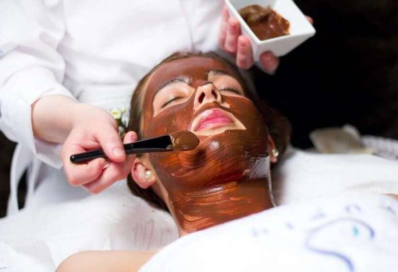 هتل Termas Menetue