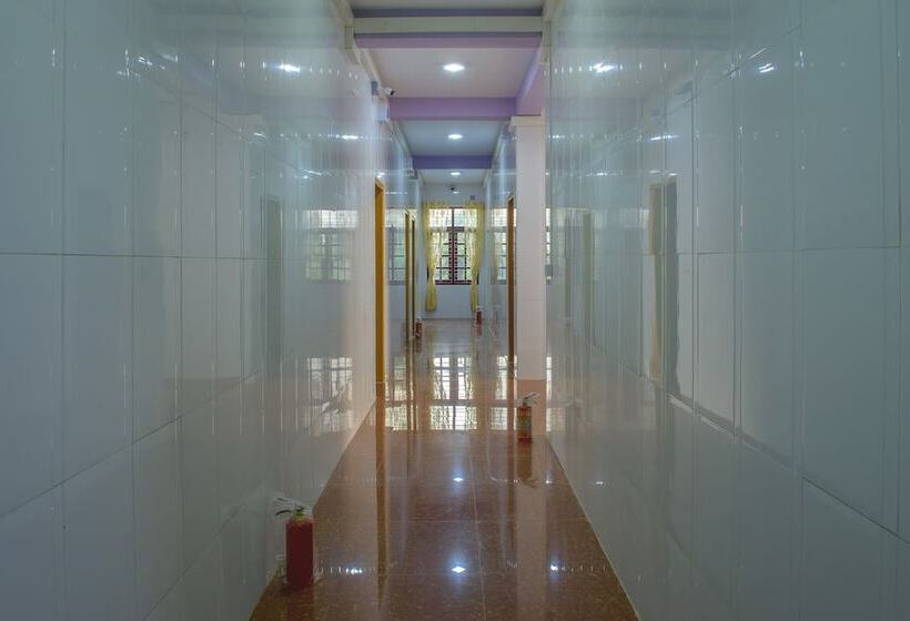 هتل Thit Sar Shin Guest House