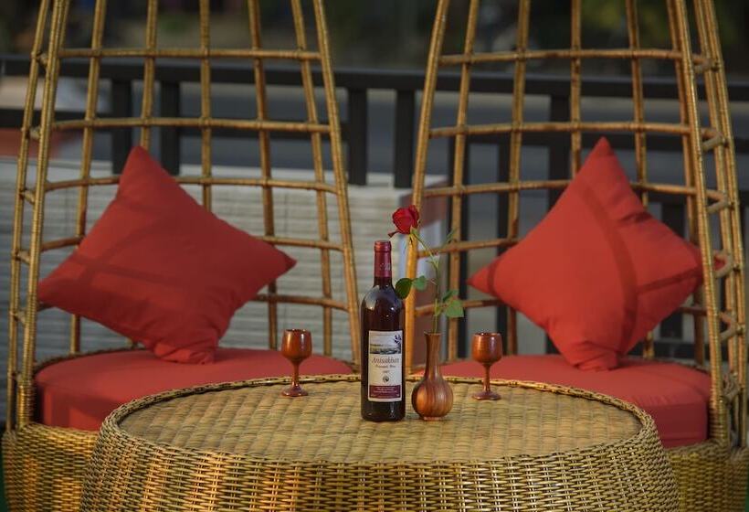 هتل Thit Sar Shin Guest House